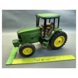 John Deere 7600 Model Tractor