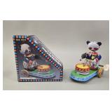 MS 565 Panda Drummer Tin Toy