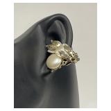 Mid-century demi-parure, faux pearls brooch and