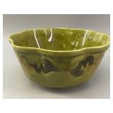 Los Angeles Potteries Scalloped Grape Bowl No. 100