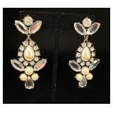 Flower Drop Earrings