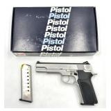Smith and Wesson Model 4526 Pistol