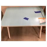 Childrenï¿½s Table