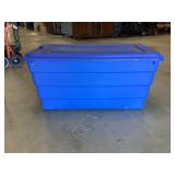 Storage container