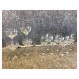 Drinking glassware