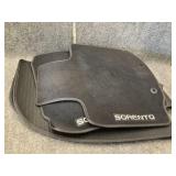 KIA SORENTO RUGS