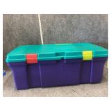 Rubbermaid storage container