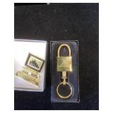 Pin & keychain
