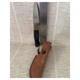 Knife with leather case made in Pakistan