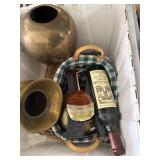 Tote of decor