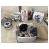 Miscellaneous decor