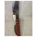 Knife with leather case made in Pakistan