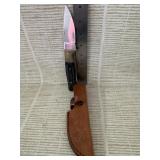 Knife with leather case made in Pakistan