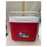 28 Quart Igloo Cooler