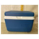 Rubbermaid Cooler