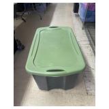 Sterilite 30 Gallon Tote with Lid