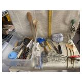 Wooden Spoons, Measuring Spoons, Spatulas, and