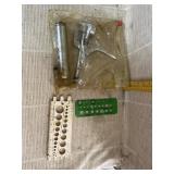 Grease Gun, Gauges