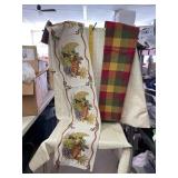 Table Cloth 54ï¿½x72ï¿½, Table Runner 13ï¿½x 68ï¿½