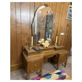 Vintage Vanity Table
