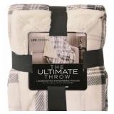 New Life Comfort Ultimate Faux Fur Throw Blanket New Life Comfort Ultimate Faux Fur Throw Blanket