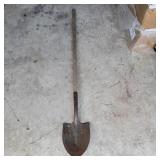 Wood Handled Shovel