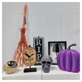 New Halloween Decorations, Mixed Decorative Lot