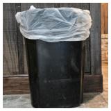 Rubbermaid Commercial 23-Gallon Black