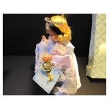 Madame Alexander Doll 'Alice in Wonderland' 13001 Madame Alexander Doll 'Alice in Wonderland' 13001
