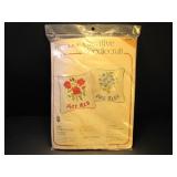 Bucilla Creative NeedleCraft #8691 Pair of Decorat Bucilla Creative NeedleCraft #8691 Pair of Decorat