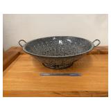 Vintage Gray Splatter Enamelware Collander