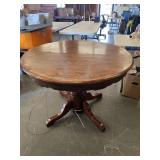 Round Oak Pedestal Dining Table