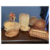 Lot of Vintage Baskets