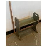 Primitive Distressed Book Caddy