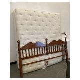 King Size Bed Sealy Mattress W/Headboard & Frame