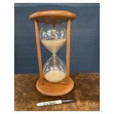 Large Vintage Hour Glass Works Well