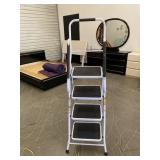 4 Step Safety Ladder Heavy Duty