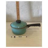 Vintage Club Saucepan W/Lid