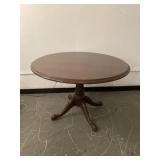 42" Round Pedestal Dining Table