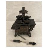 VTG Salesmans Sample Cast Iron Oven