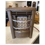 Small Deerborn Heater W/ Bricks