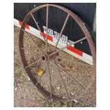 1 Antique Wagon Wheel