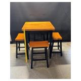 Birch Wood Pub Table W/4 Stools
