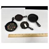 4 Mini John Wright Cast Iron Skillet Decor
