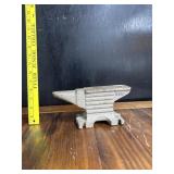 Vintage 8 1/2' Cast Iron Anvil
