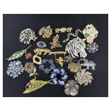 Large Lot of Vintage Brooches