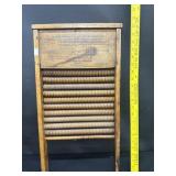 Vintage Mother Hubbard Roller Washboard