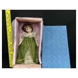 Madame Alexander Doll Lady Hamilton 1338