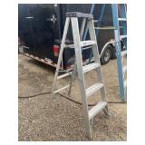 Small A-Frame Aluminum Ladder 5 Ft.