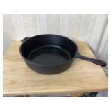Cast Iron Skillet, 10.5" x 3"